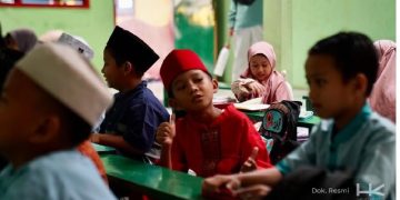 Dari Ruang Belajar yang Layak, Hutama Karya Dukung Generasi Masa Depan Indonesia