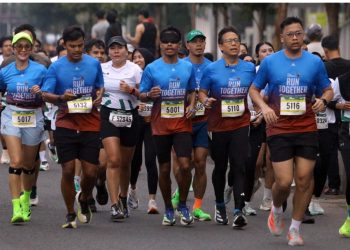Di BTN Jakim 2026, Menkes Budi dan Jajaran Direksi Jadi Guide Runner Pelari Disabilitas