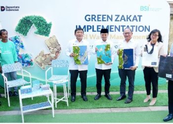 Lewat Implementasi Green Zakat, BSI Ajak Masyarakat Ubah Sampah Jadi Emas