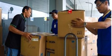 J&T Cargo Dukung Ekosistem Circular Economy Lewat Pengelolaan 8,2 Ton Waste Bersama Decathlon dan Yayasan KDM