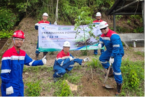 Peringatan Hari Lingkungan Hidup Sedunia, Pertamina Drilling Ajak Pekerja Tanam Pohon