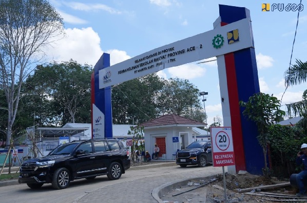 Punya Fasilitas ‘High Class’, Menteri PU Optimis SR Nagan Raya Berfungsi untuk Tahun Ajaran Baru