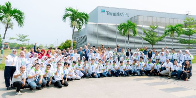 Tenaris Kucurkan Beasiswa hingga Bantuan Fasilitas Sekolah