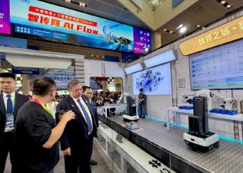Hadiri Pameran WAIC 2026, Menko Airlangga Lirik Peluang Transfer Teknologi Robotika dan AI ke Indonesia
