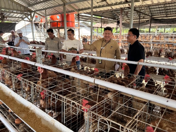 Komut dan Manajemen PEPC Turun Temui Warga untuk Menggerakkan Ekonomi