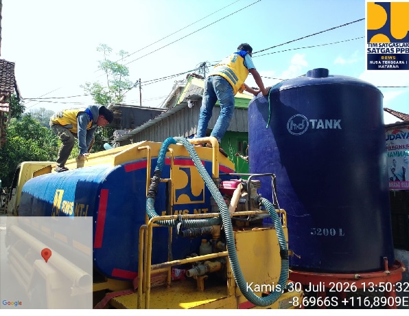 Demi Penuhi Kebutuhan Warga, 5.000 Liter Air Bersih Disalurkan ke Sumbawa Barat