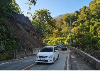 Longsor Tutup Jalur Lembah Anai, Akses Kembali Normal dalam Hitungan Jam