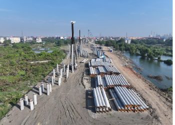 WIKA Beton Pasok Material Proyek NPEA, Jalur Logistik Terminal Kalibaru Makin Lancar