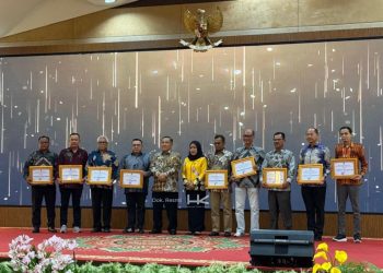 Hutama Karya Raih Peringkat 1 Riau Investment Award 2026, Tegaskan Kontribusi Investasi untuk Riau