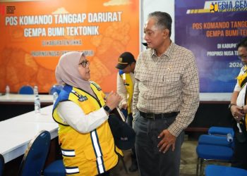 Tiba di Sikka, Menteri Dody: Pemulihan Konektivitas Menjadi Salah Satu Prioritas Penanganan Pasca Gempa