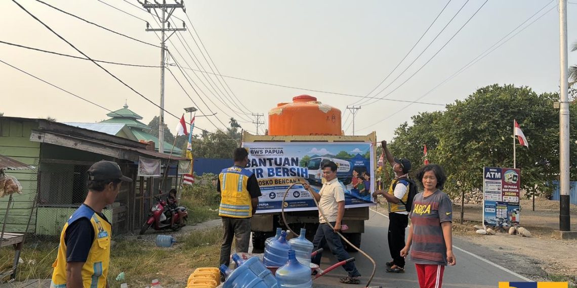 Penuhi Hajat Hidup Masyarakat, Air Bersih Disalurkan di Nabire