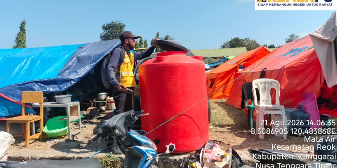 Sebanyak 214 Ribu Liter Air Bersih Disalurkan untuk Bantu Pengungsi Flores