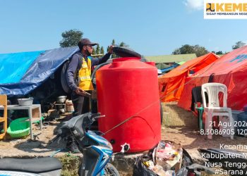 Sebanyak 214 Ribu Liter Air Bersih Disalurkan untuk Bantu Pengungsi Flores