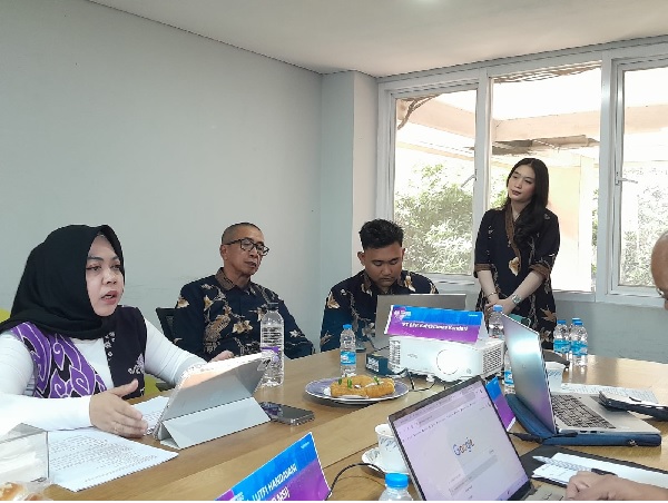 Kepemimpinan Efektif dan Budaya GRC Jadi Fondasi Pertumbuhan BPR Bahteramas Kendari