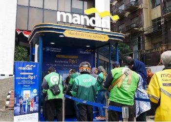 Perkuat Semangat Gotong Royong Jelang HUT ke-81 RI, Livin’ Mandiri Berbagi Kembali Hadir untuk Pekerja Rentan