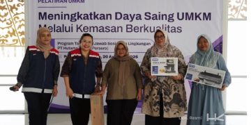 Dukung UMK Sumbar Naik Kelas, Hutama Karya Gelar Pelatihan Smart Marketing dan Beri Bantuan Kemasan Gratis di Rest Area Tol Padang–Sicincin