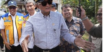 Tinjau Longsor di Nias, Menteri Dody: Tangani Secara Komprehensif Agar Tidak Berulang