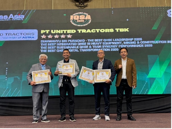 K3 Bukan Sekadar Kepatuhan, United Tractors Raih Empat Penghargaan IQSA 2026