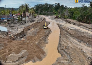 Buka Alur Sungai dan Perkuat Tebing Pascabanjir Terjang Tapanuli Tengah