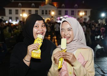 Satu Panggung untuk Indonesia, Aice Bersama Masyarakat Serahkan Donasi Rp101,5 Juta melalui Kitabisa