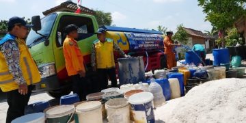 Jalankan Arahan Presiden, 23,2 Juta Liter Air Bersih Disalurkan untuk Atasi Kekeringan di Jateng dan Jatim