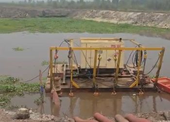 Tangani Karhutla di Kalsel, 11,25 Km Saluran Riam Kanan Dibersihkan untuk Sumber Air Helikopter Water Bombing